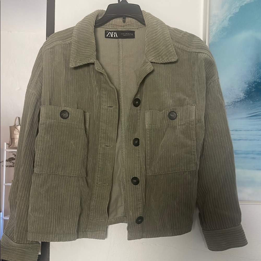 Zara Women's Green Corduroy Shirt Jacket